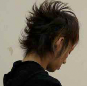 Takuya の髪型の気になる後ろ部分と横顔 画像 ウーバーワールドファンの孤独